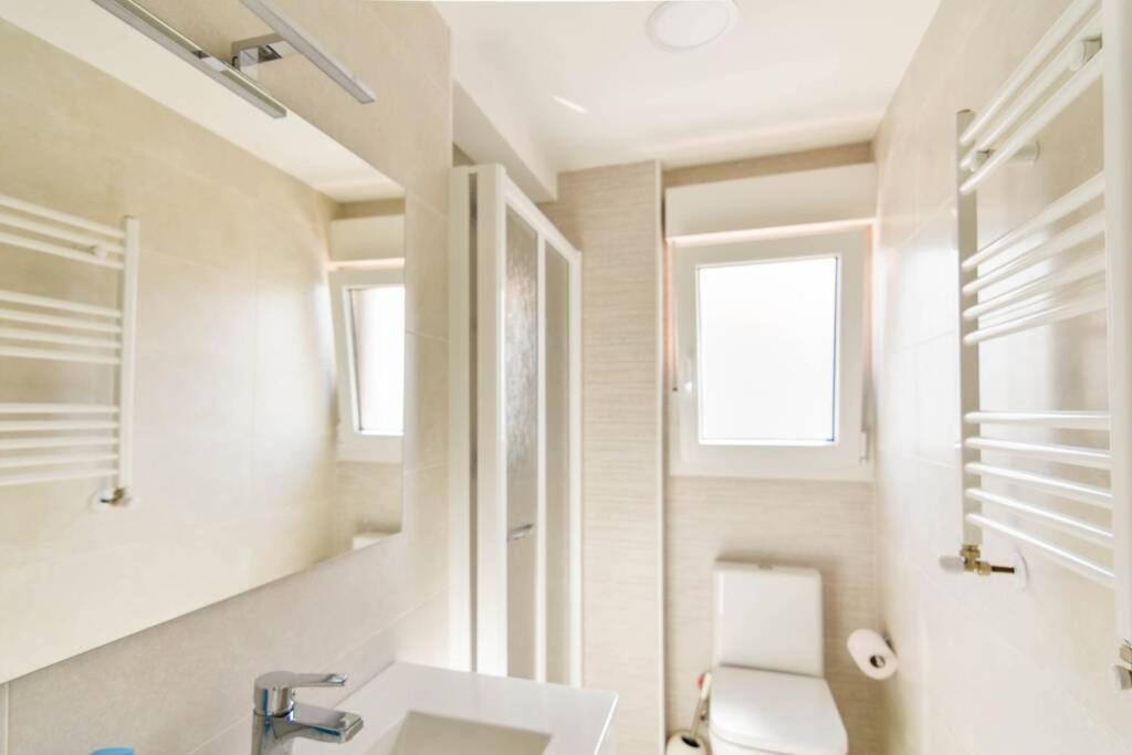 ¡Nuevo! Casa Reformada, Comoda Y Con Vistas Al Mar Santander Ngoại thất bức ảnh